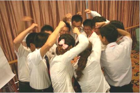 武漢車間空調(diào)團(tuán)隊精神展示