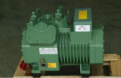 活塞式制冷壓縮機(jī)